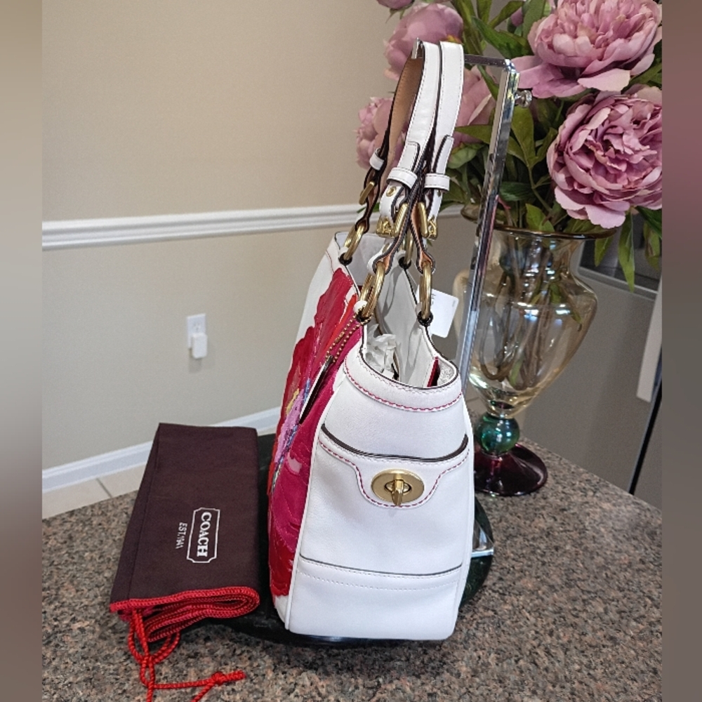 NWT Coach Poppy Limited Edition White and Red Floral Shoulder Bag 9244 - Picture 5 of 17